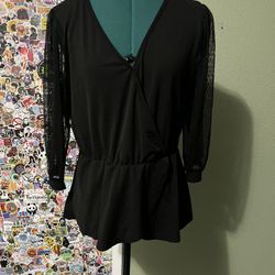 black blouse with lace sleeves