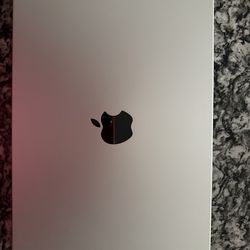 MacBook Pro M4 2024 14”