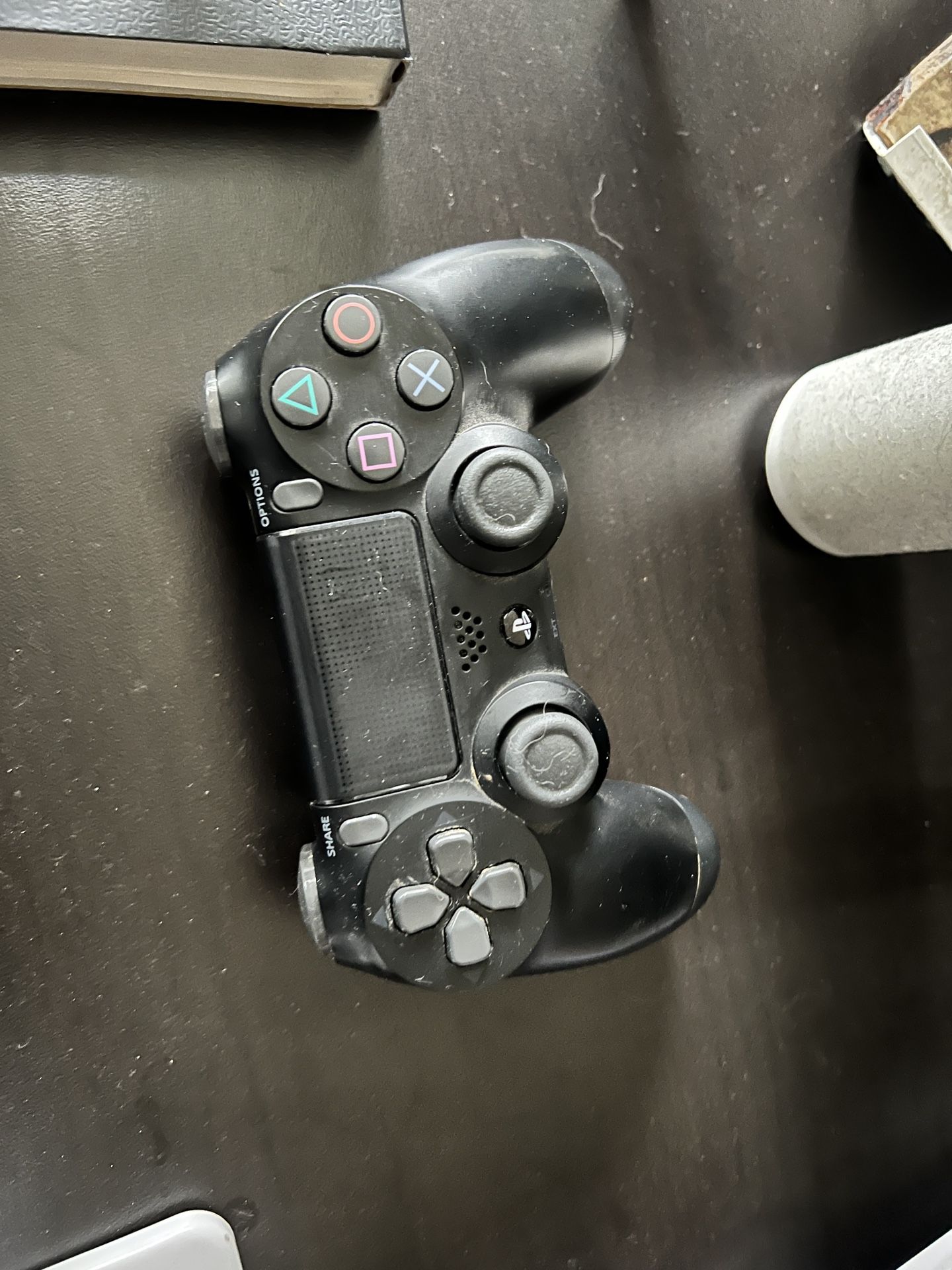 PS4 Controller