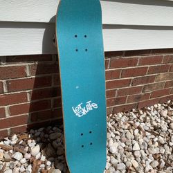 SKATEBOARD 