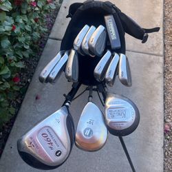 Men Golf Club Set With a Golf Bag - Cobra 