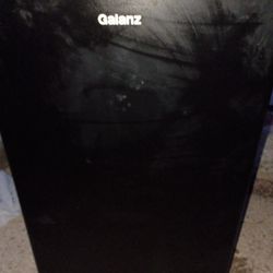 Galanz 3.1 Cubic Inch Refridgerator
