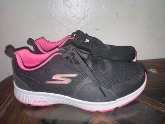 Skechers Women’s Walking Shoes - Size 8.5 Wide