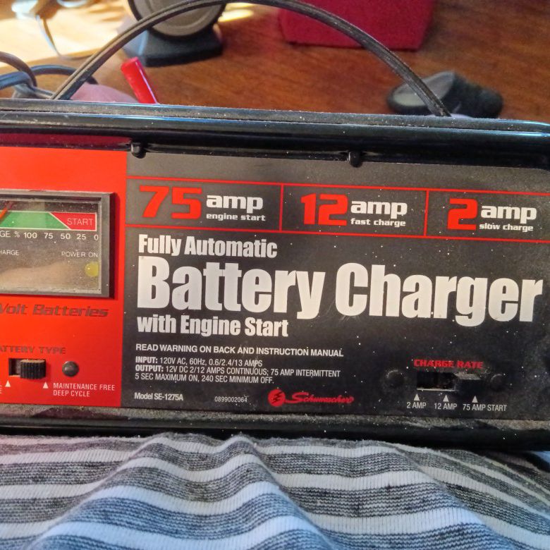 40v Black And Decker Battery And Charger for Sale in Johnson City, TN -  OfferUp