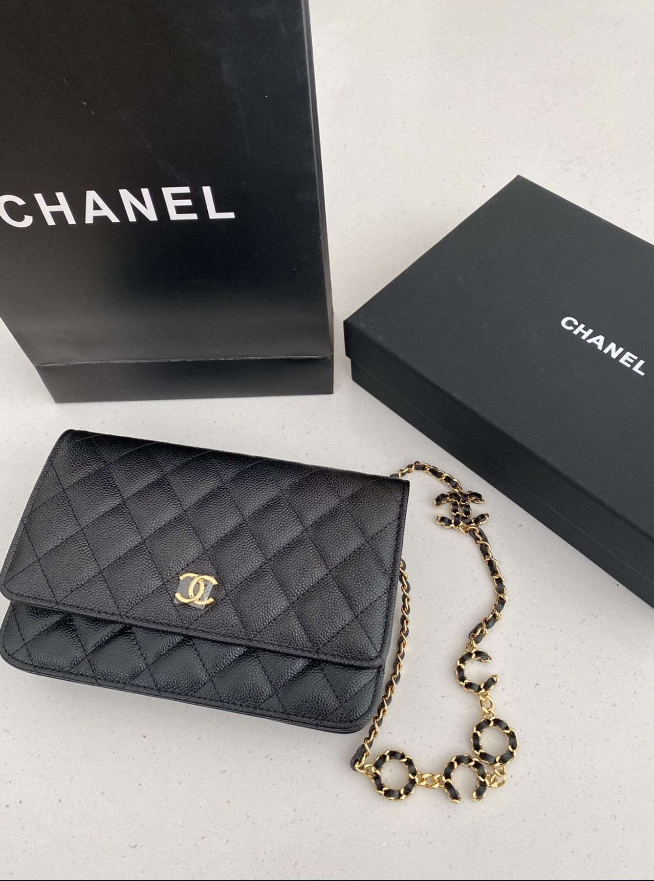 RARE PRETTY🖤 22C CHANEL Trendy Wallet On chain WOC Black Flap Bag Rose  Gold HW