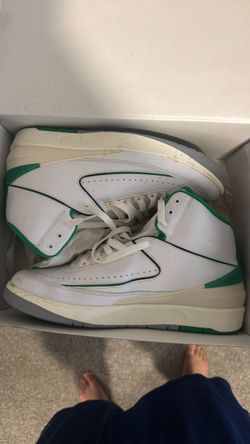 Air Jordan lucky green retro 2 size 11