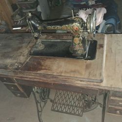 Singer Vintage Foot Action 250$