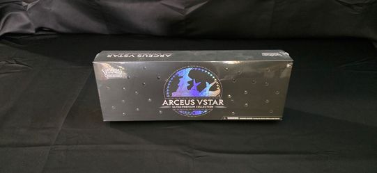 Arceus VSTAR Ultra Premium Collection