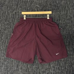 NIKE SHORTS SIZE MEDIUM