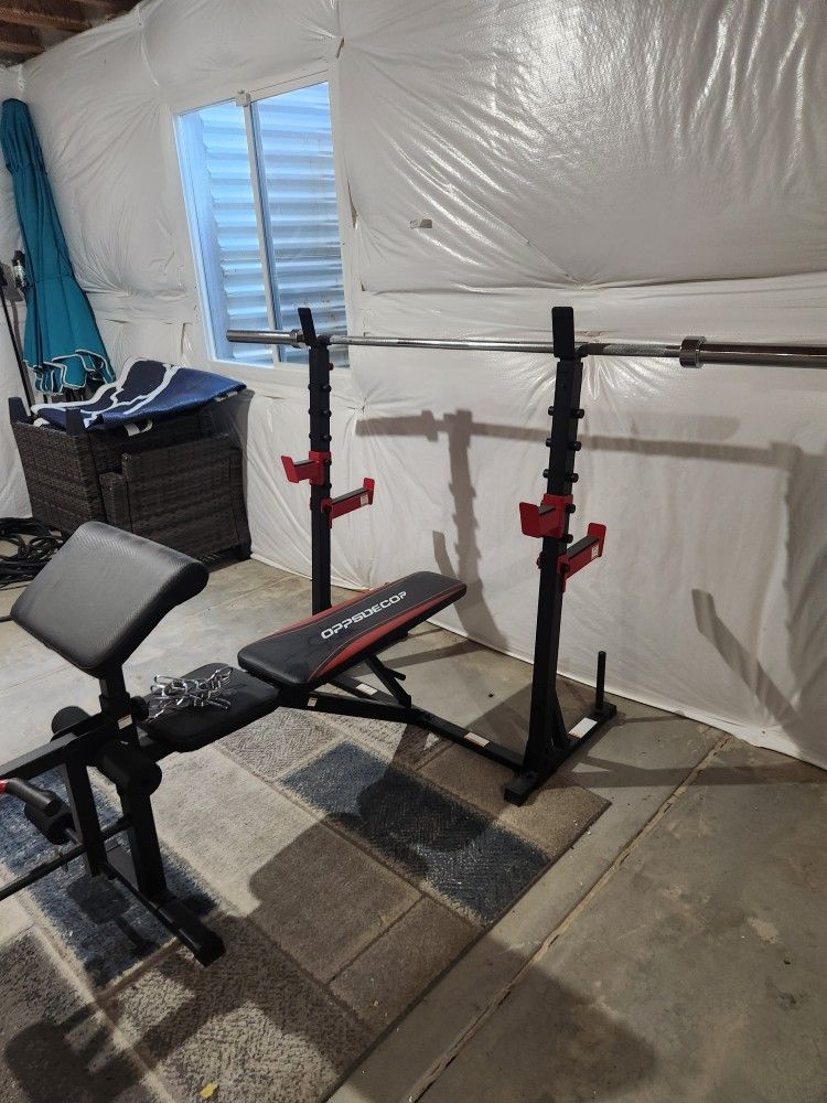 Weight Bench
