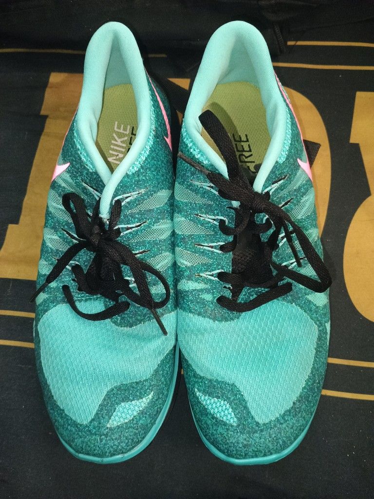 Nike Womens Free 5.0 'Hyper Jade Pink' Sneakers/Shoes Size 8.5 In Good Condition