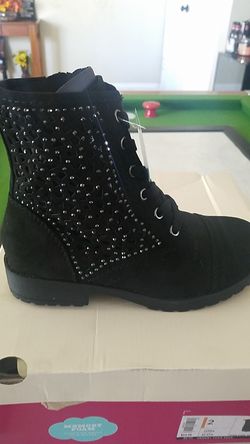 Brand new girls boots