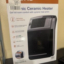 NEW Lasko Electric Ceramic Heater