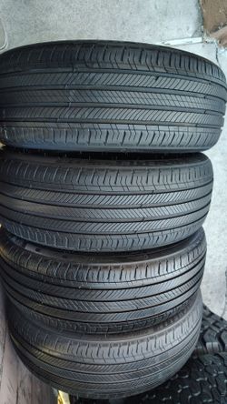 Tengo cuatro llantas año 2024 Michelin primacy all season 195/50/r/19 88H