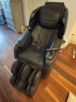 Cozzia Qi Massage Chair