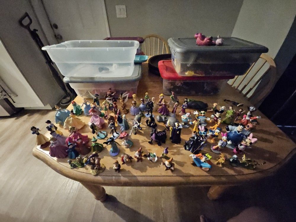 Lot Of Disnay Figurines