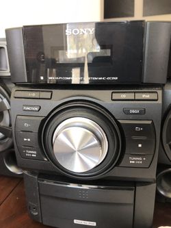 Sony Shelf Mini Sound System with Ipod included