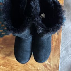 LLG Boots Size 7 No Damage 