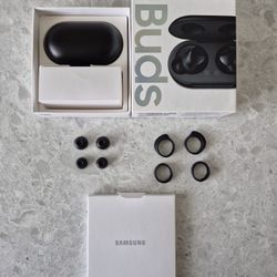 Samsung Galaxy Buds - First Generation