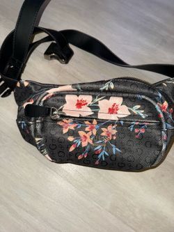 Guess Sling