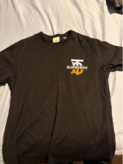 Burberry Tshirt