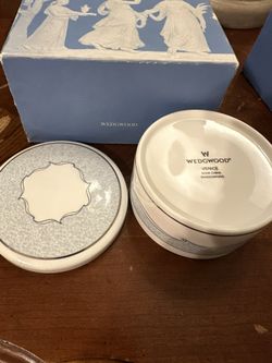 Wedge wood jewelry box