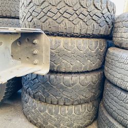 LT 275/70R18 Marca Goodyear Duratrac En Perfectas Condiciónes De Vida
