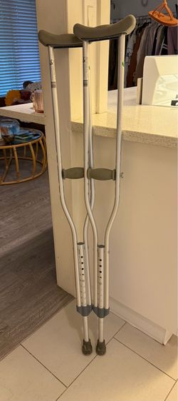 Adult Crutches