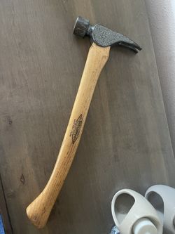 STILETTO RENEGADE