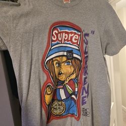 Supreme Chucky  T SHIRT
