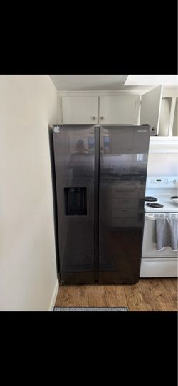 Refrigerator - Samsung Side by Side