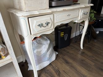 White Antique Vanity Desk