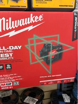 Milwaukee new Kit laser M12 360 degree , battery and charger
