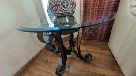 Set of Three Tables Juego de Tres Mesas