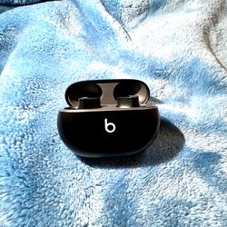 Beats Studio Buds