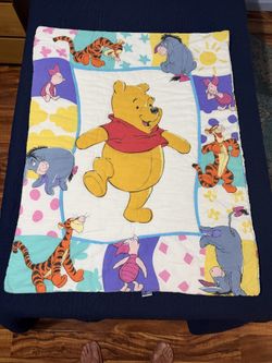 1995 Winnie The Pooh Reversible Quilt/Throw