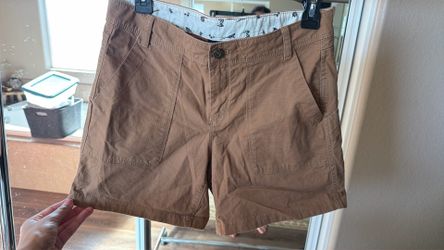 North face shorts sz4