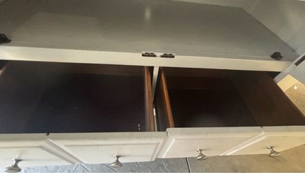 White armoire/dresser
