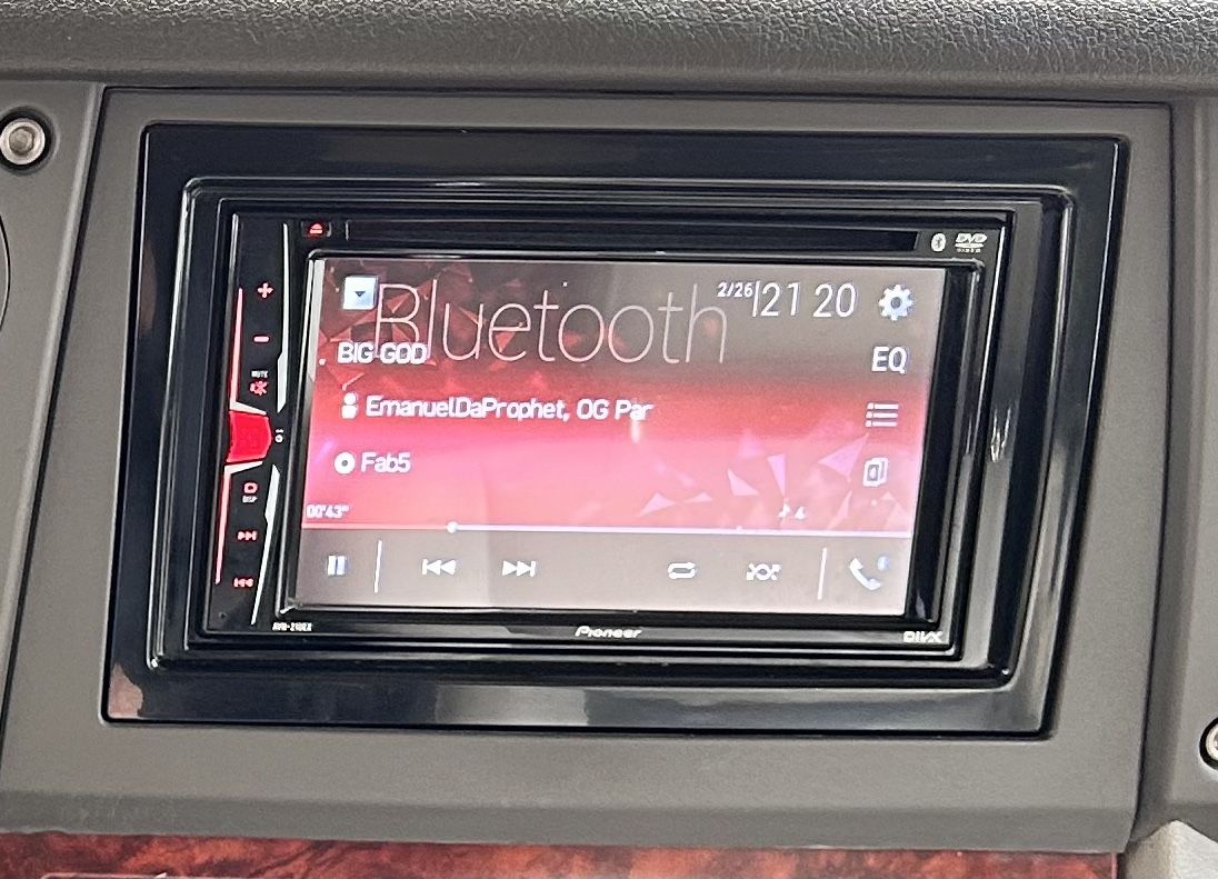 Pioneer AVH 210ex DIVX (Stereo)