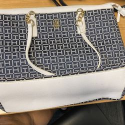 Tommy Hilfiger Purse Navy Blue/White