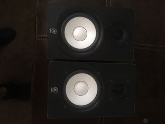 Yamaha powered monitor speaker