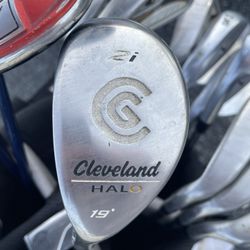 Cleveland HALO Hybrid Golf Club