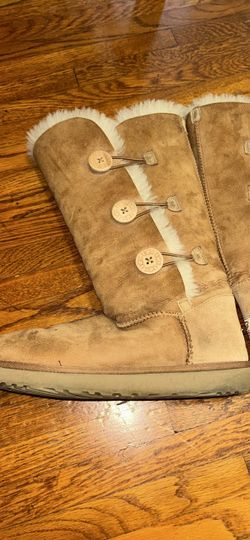Women’s Ugg Long Chestnut Boots Size 10