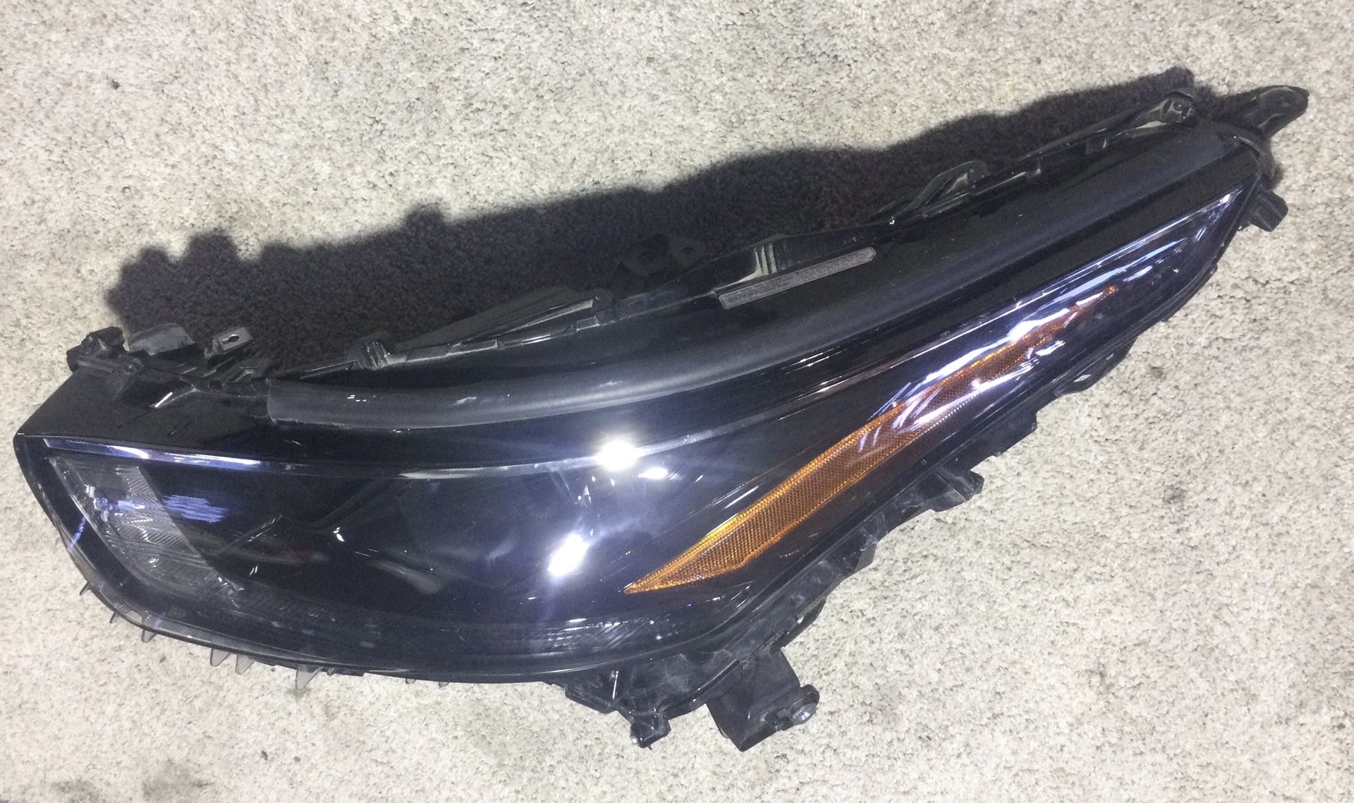 2020 2021 2022 Toyota Highlander Left Headlight