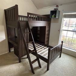 POTTERY BARN TWIN SIZE BUNK BEDS