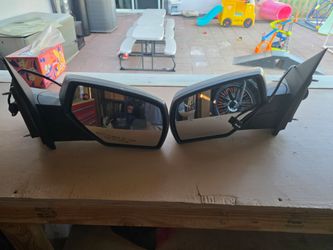 2018 Chevrolet Silverado mirrors