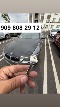 Llaves de autos / car keys and remotes