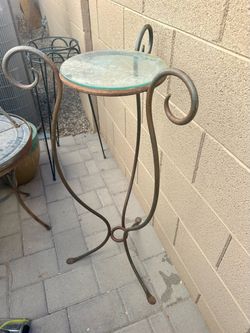 Wrought Iron Round Glass Top Pedestal plant stand