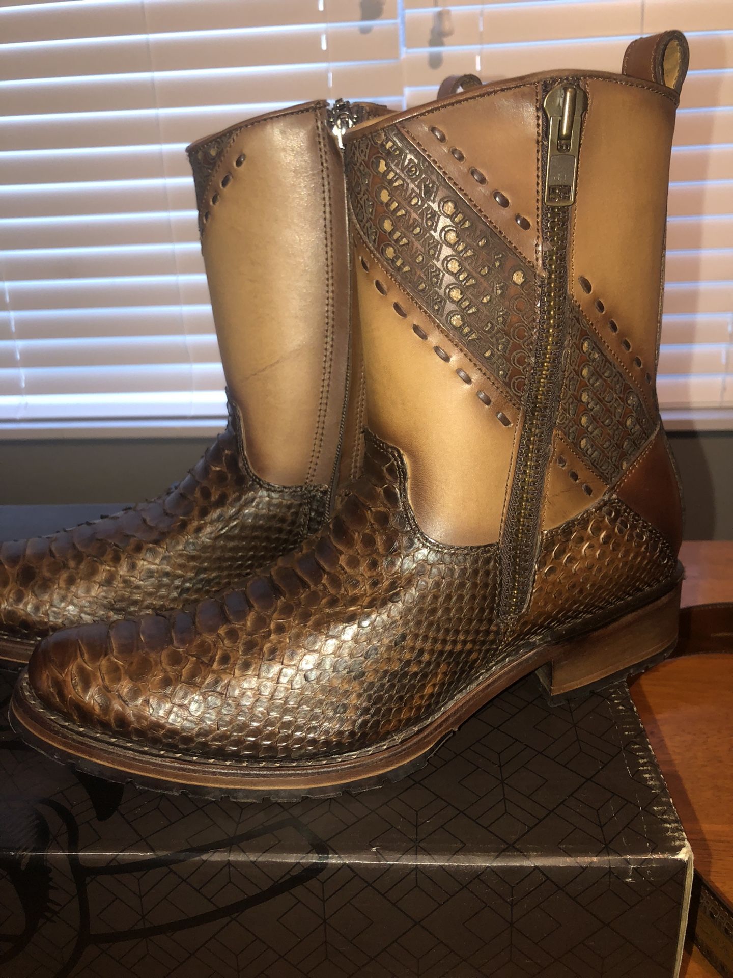 Botas CUADRA Nuevas Size 10