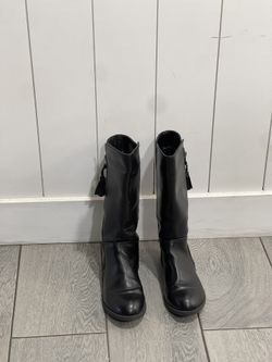 Boots Size 2